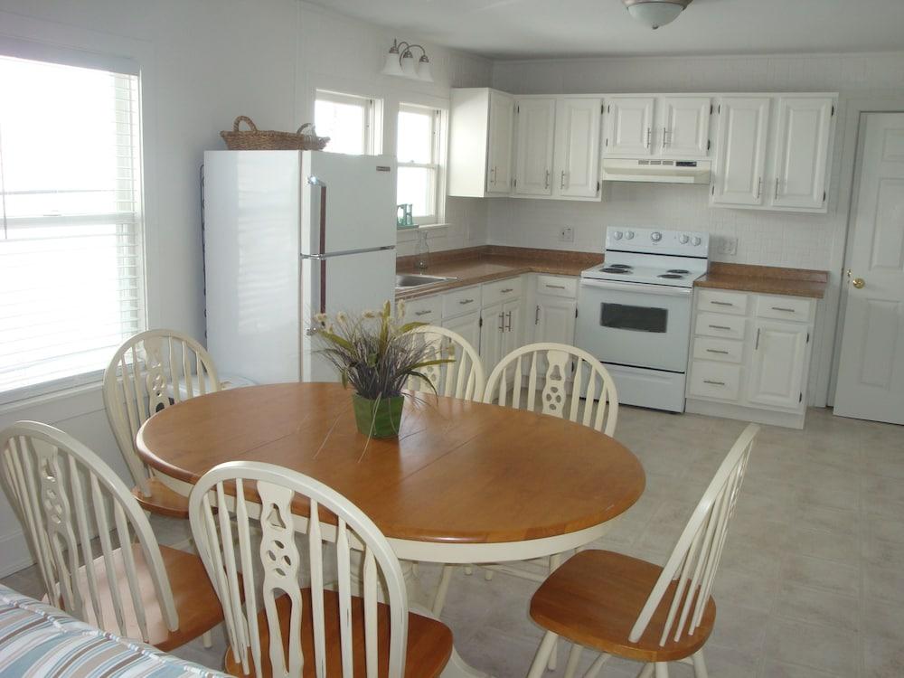 Ashworth By The Sea (Adults Only) Hotel Hampton Bagian luar foto